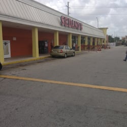 Sedano's Supermarket - Tienda de abarrotes muy económica para cubanos