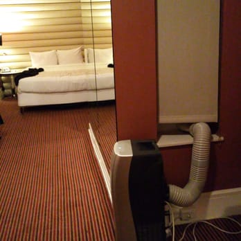 Hotel Union Square - Long and narrow room - Hotels Near Me - San Francisco, California