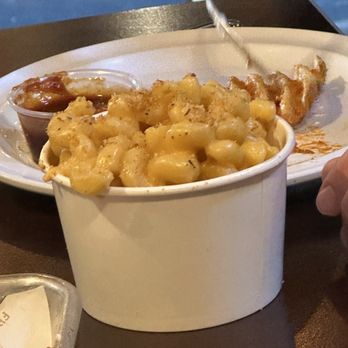 Brody's Restaurant - Mac and Cheese - Barbeque Near Me - Sacramento, California Brody's Restaurant - Mac and Cheese - Barbeque Near Me - Sacramento, California