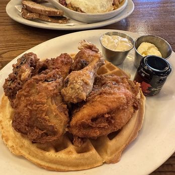 Stacks - Fried chicken and waffel - Breakfast & Brunch Near Me - Burlingame, California Stacks - Fried chicken and waffel - Breakfast & Brunch Near Me - Burlingame, California