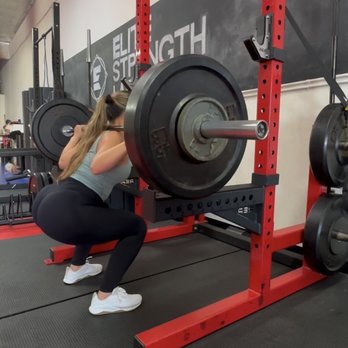 Elite Strength Lab - Hitting my new PR of 135lbs. Thanks Julian for helping me reach this goal - Trainers Near Me - Garden Grove, California