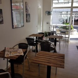 Espressobar Mancuso - Von drinnen nach draußen