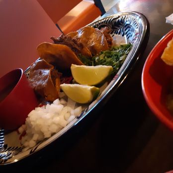 Comal Y Canela - Mexican Near Me - North York, Ontario