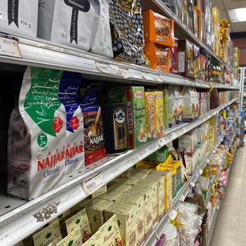 Foothill Food Mart - Wide selection of herbal and caffeinated teas and coffees. - Grocery Near Me - Tujunga, California
