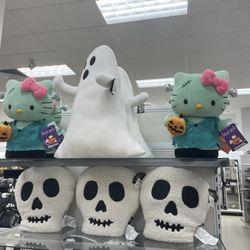 Marshalls - Halloween decor stocked up!