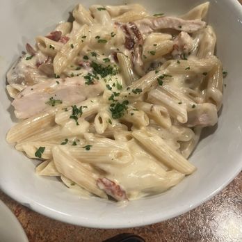 Sutton's - Chicken Gorgonzola Pasta - Italian Near Me - Lexington, Kentucky