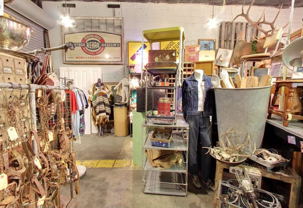 THE COOP DE VILLE 13 Photos & 10 Reviews Used, Vintage