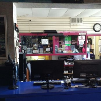 Harbor Lanes Bowling Center - Bowling Near Me - Saint Clair Shores, Michigan