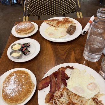 Elly's Brunch & Cafe - Two orders of the Classic Breakfast. One with an order of bacon and one with sausage - Breakfast & Brunch Near Me - Phoenix, Arizona
