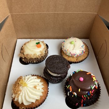 Cupcakin' Bake Shop - Bakeries Near Me - Berkeley, California