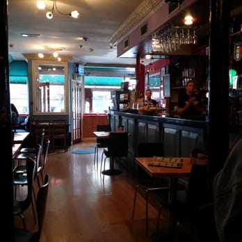 Bleecker Street Cafe Bar - Bar and dining area - New American Near Me - Dublin, D Bleecker Street Cafe Bar - Bar and dining area - New American Near Me - Dublin, D