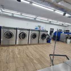Best Wash Laundromat