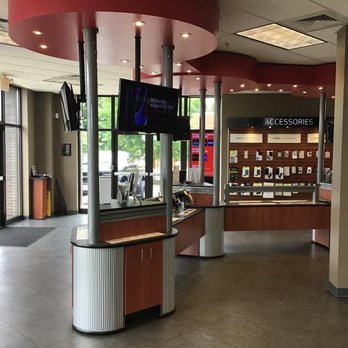 Verizon - Electronics Near Me - Gainesville, Virginia