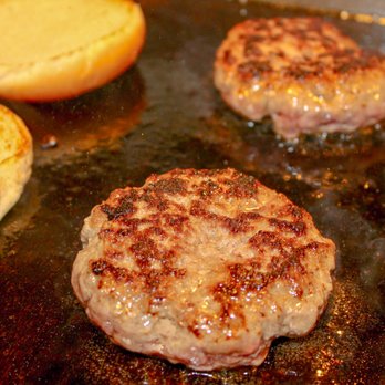 Memphis Pineapple Express - hamburgers cooking in a pan - Hawaiian Near Me - Memphis, Tennessee Memphis Pineapple Express - hamburgers cooking in a pan - Hawaiian Near Me - Memphis, Tennessee