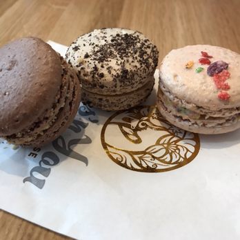 Teas'n You - L to R: ferrero rocher, cookies n cream, and fruity pebbles - Bubble Tea Near Me - Vienna, Virginia