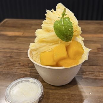 Oakobing - Single Mango Shaved Ice - Ice Cream & Frozen Yogurt Near Me - Pasadena, California Oakobing - Single Mango Shaved Ice - Ice Cream & Frozen Yogurt Near Me - Pasadena, California