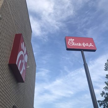 Chick-fil-A - Fast Food Near Me - Washington, DC, District of Columbia