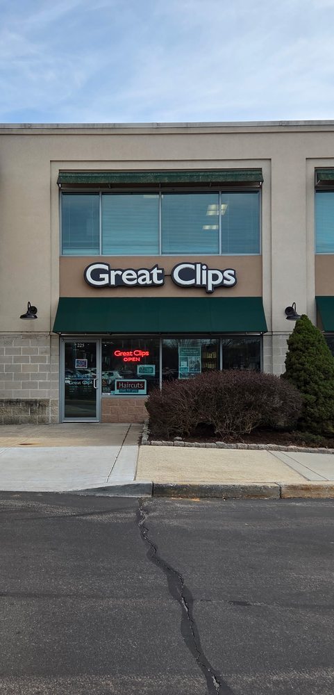 Great Clips Logo