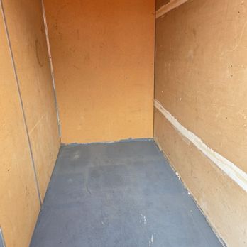 Robertson's Junk Removal - Junk Removal & Hauling Near Me - Roseville, California Robertson's Junk Removal - Junk Removal & Hauling Near Me - Roseville, California