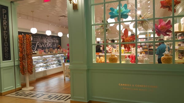 Lolli & Pops by null