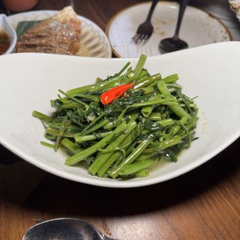 Lao Lao Bar - Morning glory - Laotian Near Me - Toronto, Ontario