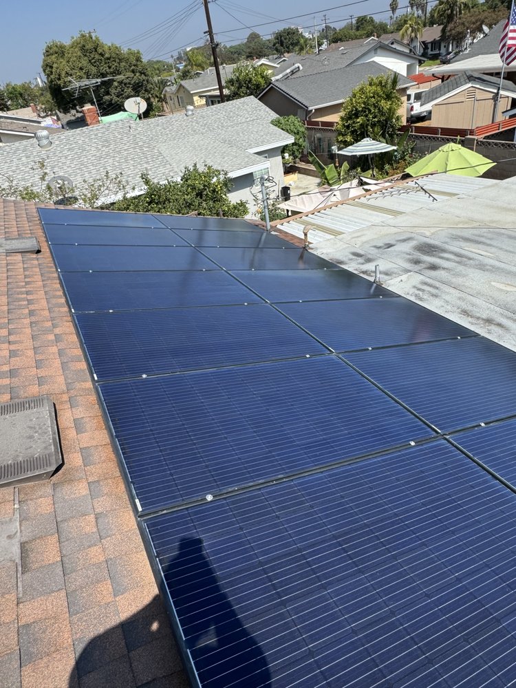 Slide of Stay Clean Solar