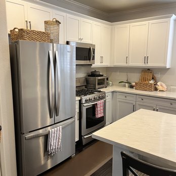 San Diego Kitchen Refinishing - Painted cabinets - Refinishing Services Near Me - El Cajon, California San Diego Kitchen Refinishing - Painted cabinets - Refinishing Services Near Me - El Cajon, California