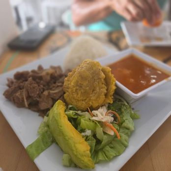 100% HP - Bistec ensebollado with rice, beans, tostones & salad - Vegan Near Me - San Juan, Puerto Rico