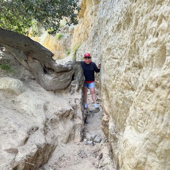 Annie's Canyon Trail - Heading in! - Hiking Near Me - Encinitas, California Annie's Canyon Trail - Heading in! - Hiking Near Me - Encinitas, California