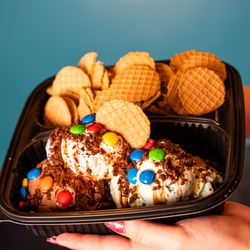 Scoop There It Is - Ice cream nachos