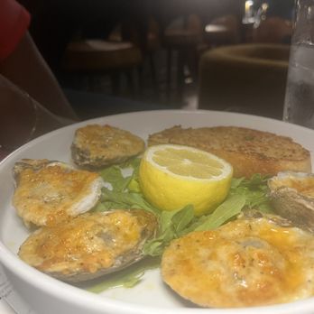 Cork Oak - Oysters - Wine Bars Near Me - Lansing, Illinois