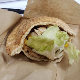 Chicken Fajita Pita in this pic has me craving one now and it is only 5:00 am on a Sunday morning Chicken Fajita Pita in this pic has me craving one now and it is only 5:00 am on a Sunday morning