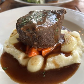 Walloon's Restaurant - Braised Short Rib, gravy and mashed potatoes were great but some of the chewiest meat we've had anywhere, for a long time. - Seafood Near Me - Fort Worth, Texas Walloon's Restaurant - Braised Short Rib, gravy and mashed potatoes were great but some of the chewiest meat we've had anywhere, for a long time. - Seafood Near Me - Fort Worth, Texas