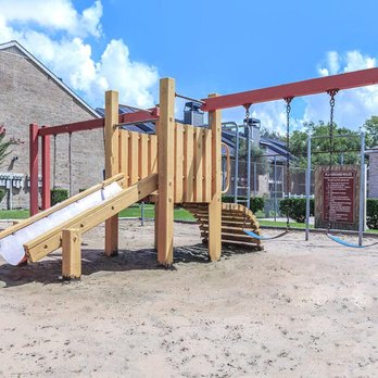 Angleton Manor - Apartments Near Me - Angleton, Texas