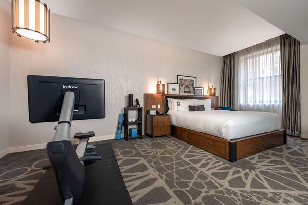 LondonHouse Chicago, Curio Collection by Hilton by null