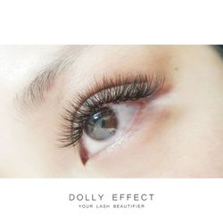Dolly Effect - Discover the magic of our luxurious volume lashes and enhance your beauty today.  Dolly Volume Set