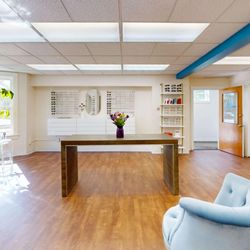 Artisan Eyewear - Interior of Artisan Eyewear: the optical showroom