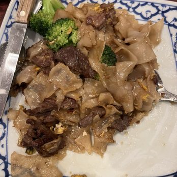President Thai - Pad See Ew Beef - Thai Near Me - Pasadena, California