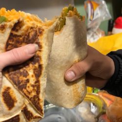 B-unos - Anaconda Burrito