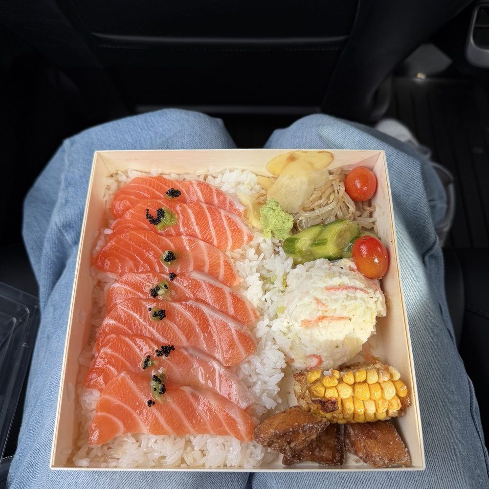 Komeya No Bento - Salmon Salmon in Truffle Soy (DD) - Japanese Near Me - San Francisco, California Komeya No Bento - Salmon Salmon in Truffle Soy (DD) - Japanese Near Me - San Francisco, California