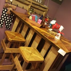 Rustic Flair On Floyd Boutique - Custom Design Bar & Stools