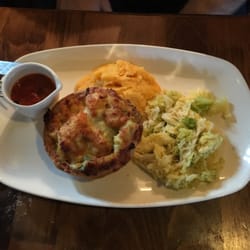 The Portsmouth Arms - Potato and leak pie (vegetarian)