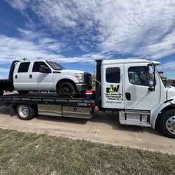 B & W Towing - Headed to the shop!