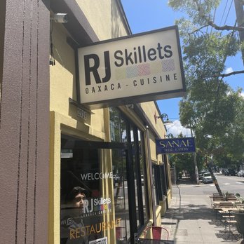 RJ Skillets - Outside the restaurant - Mexican Near Me - Portland, Oregon RJ Skillets - Outside the restaurant - Mexican Near Me - Portland, Oregon