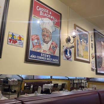 French Crust Cafe and Bistro - Ambiance - Breakfast & Brunch Near Me - Cincinnati, Ohio French Crust Cafe and Bistro - Ambiance - Breakfast & Brunch Near Me - Cincinnati, Ohio