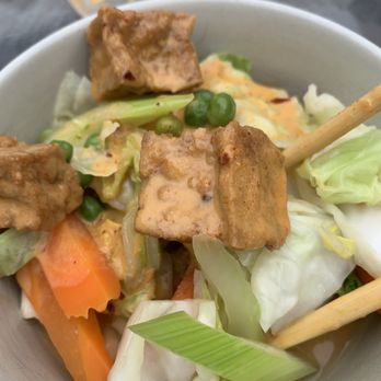 2C Thai Bistro & Spirits - Giant chunks of raw carrots, cabbage, and celery mixed with a small amount of parang curry broth. - Thai Near Me - Seattle, Washington