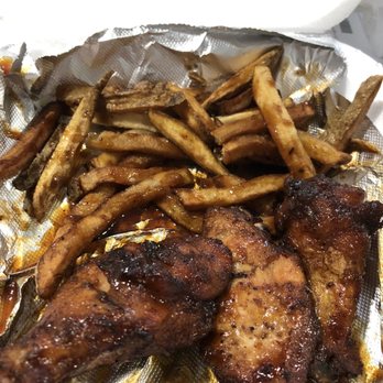 Medley Grill & BBQ - Chicken Smoked Wings, 5pc (w/ fries) - Barbeque Near Me - Chicago, Illinois