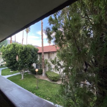 Pacific Palms - Balcony with view - Apartments Near Me - Palm Springs, California Pacific Palms - Balcony with view - Apartments Near Me - Palm Springs, California