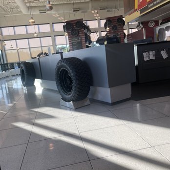 Les Schwab Tire Center - Super nice and clean reception area. - Tires Near Me - Fontana, California Les Schwab Tire Center - Super nice and clean reception area. - Tires Near Me - Fontana, California