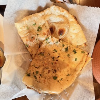 Roti's Indian Restaurant & Bar - Garlic naan bread - Indian Near Me - Riverview, Florida